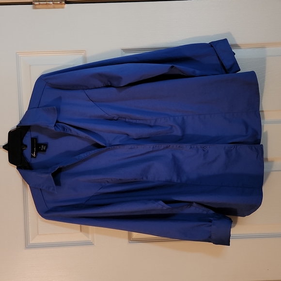 Lane Bryant Tops - Lane Bryant womens 18 button down blouse